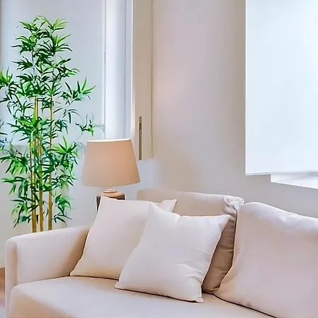 Graceful 1 Bedroom - G201 *